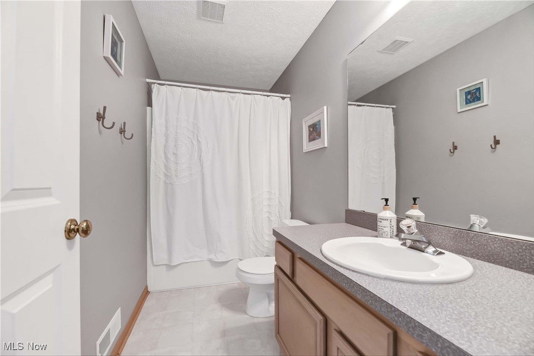 11764 Ivy Ridge Drive, North Royalton, Ohio image 28
