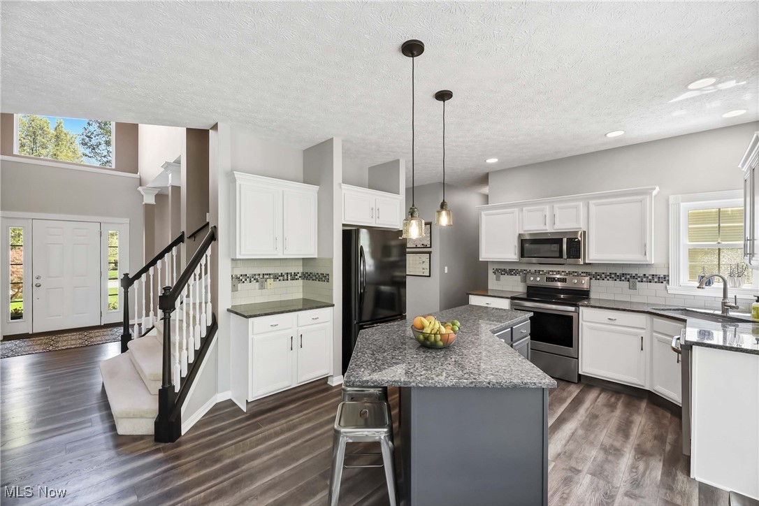 11764 Ivy Ridge Drive, North Royalton, Ohio image 11