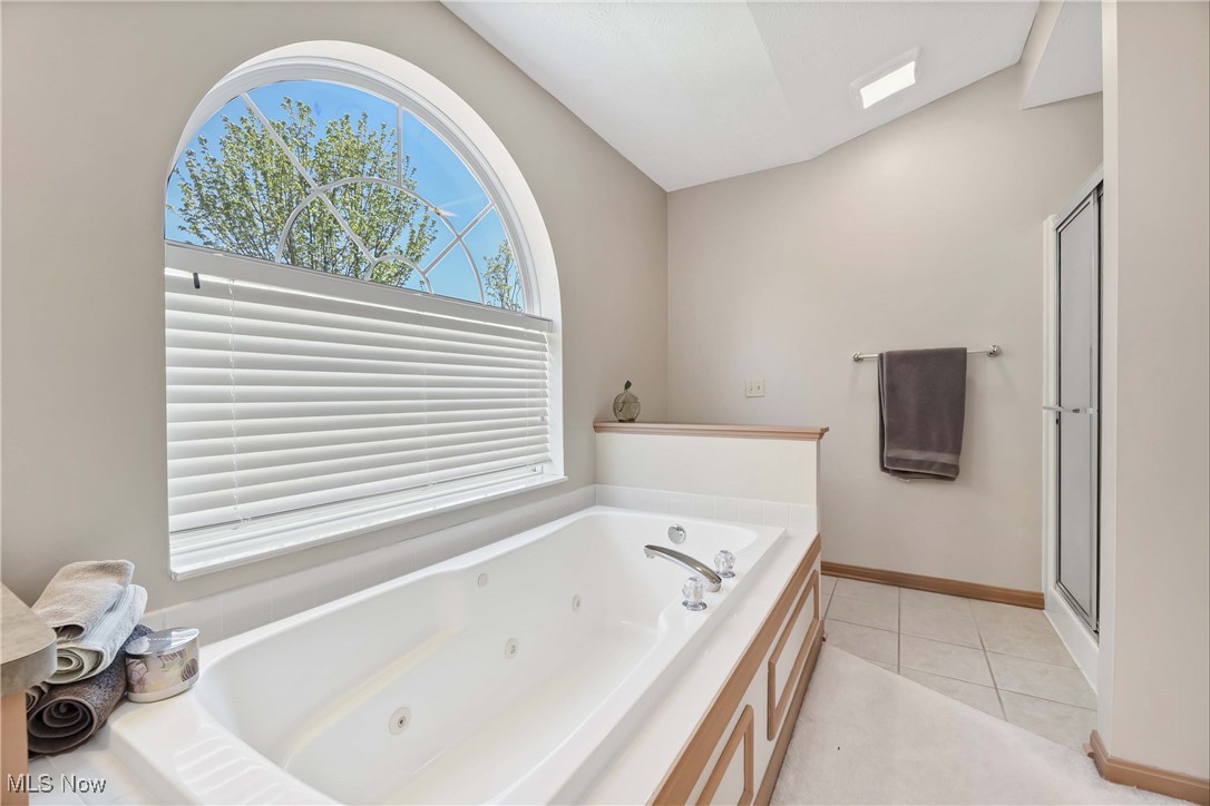 11764 Ivy Ridge Drive, North Royalton, Ohio image 20
