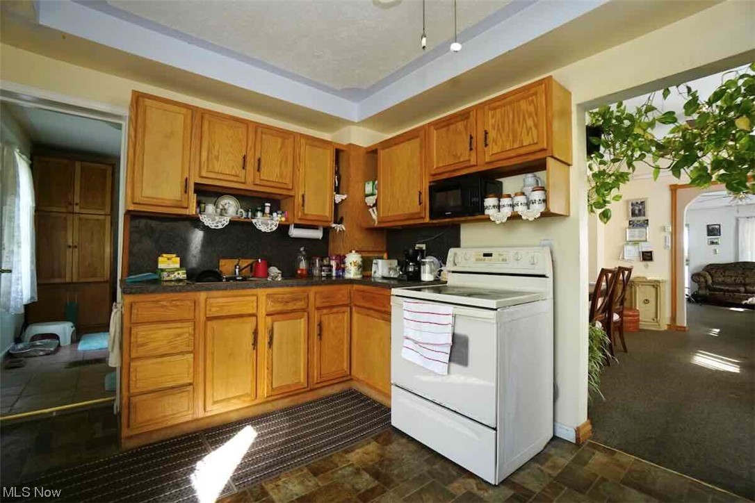 Samantha Days - Residential Income