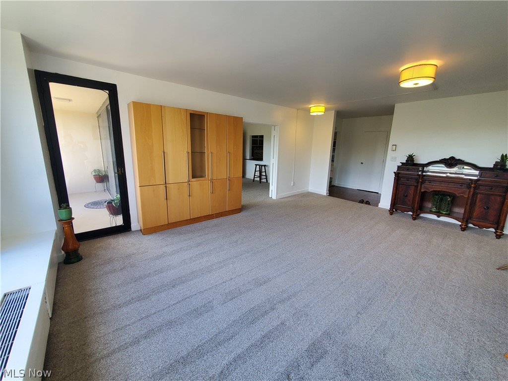 Bratenahl Place - Residential