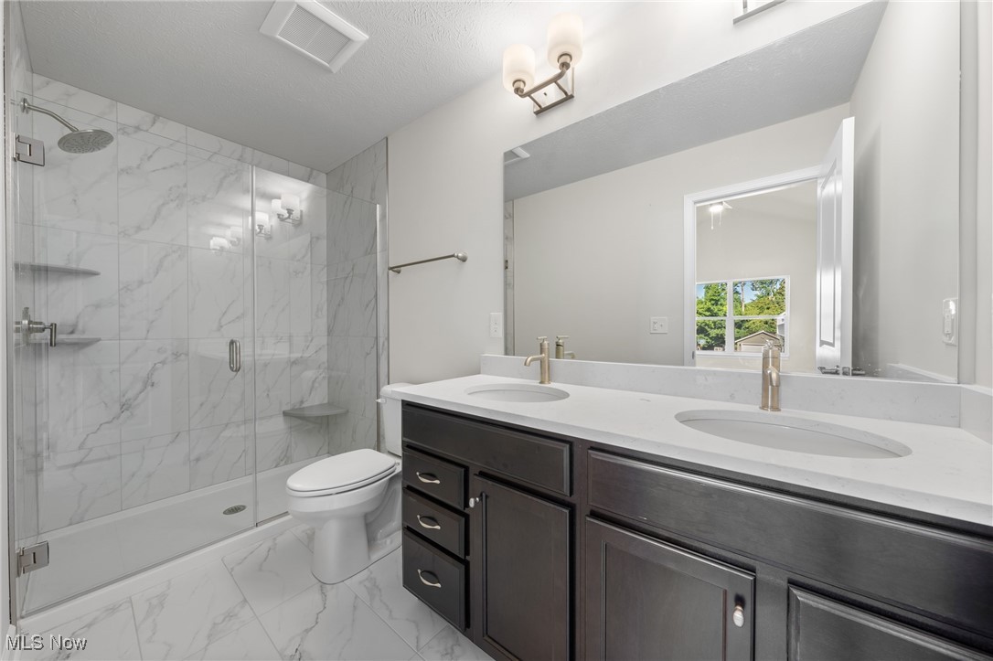 Cleveland, Ohio 44106, United States, 4 Bedrooms Bedrooms, ,4 BathroomsBathrooms,Residential,Active,96543