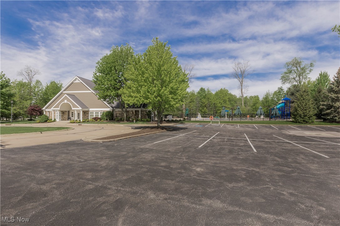 Highland Heights Condo - Residential