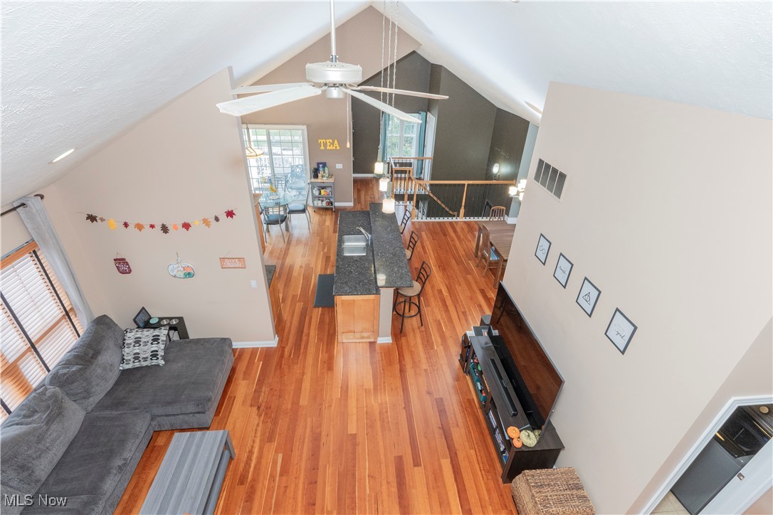 Highland Heights Condo - Residential