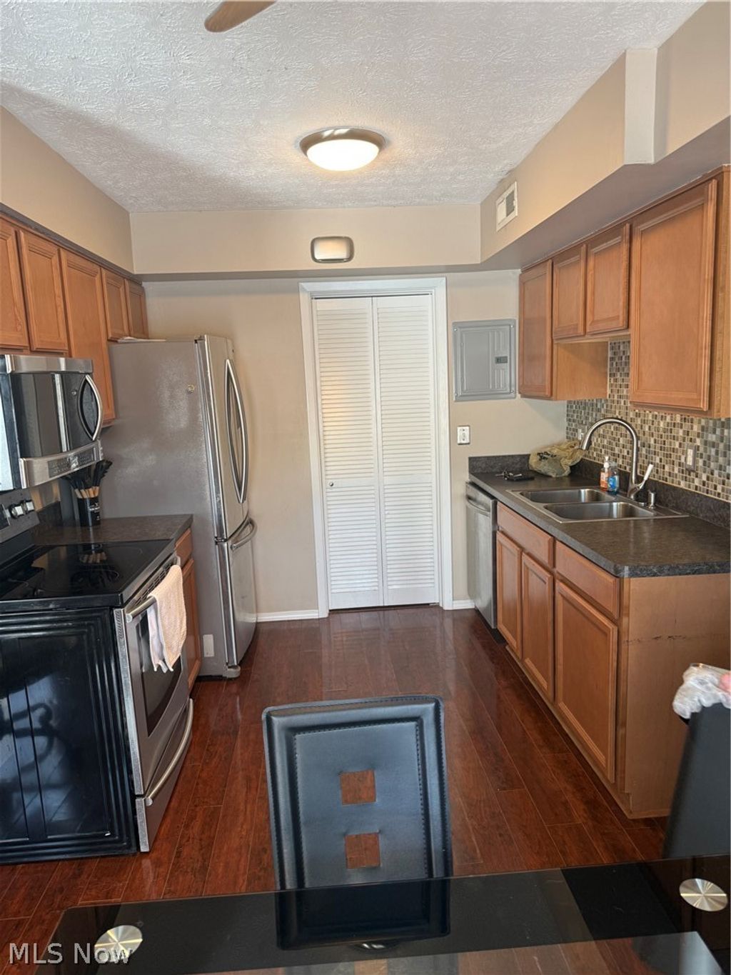 Photo of 20462 Williamsburg Court, Middleburg Heights, OH 44130 (MLS # 5216567)