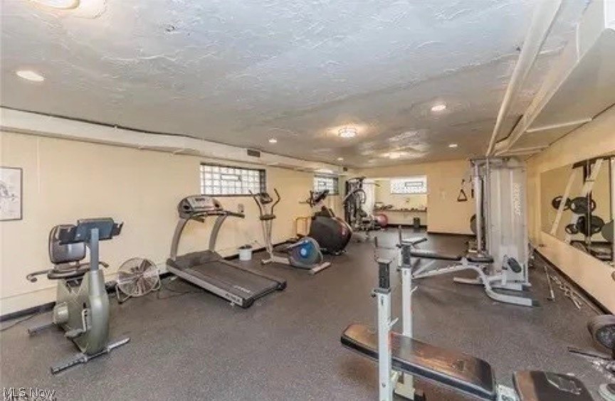 Lake House Condominium - Residential