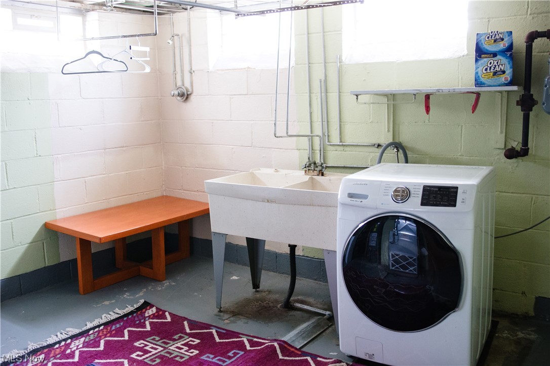 Lorain Woods - Residential