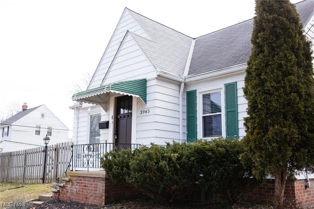 Lorain Woods - Residential