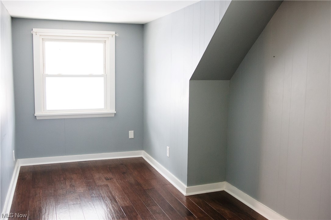 Lorain Woods - Residential