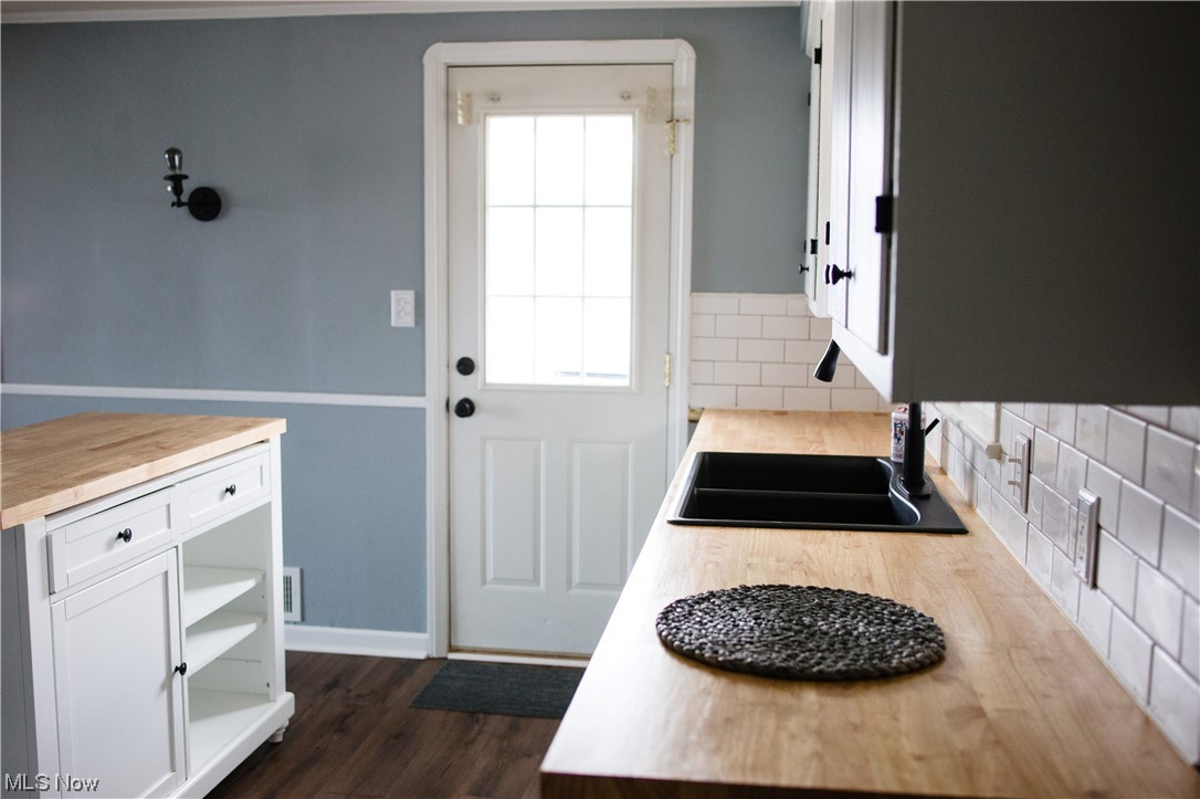 Lorain Woods - Residential