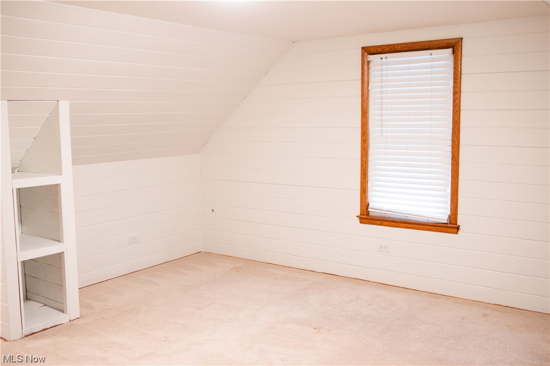 Lorain Woods - Residential