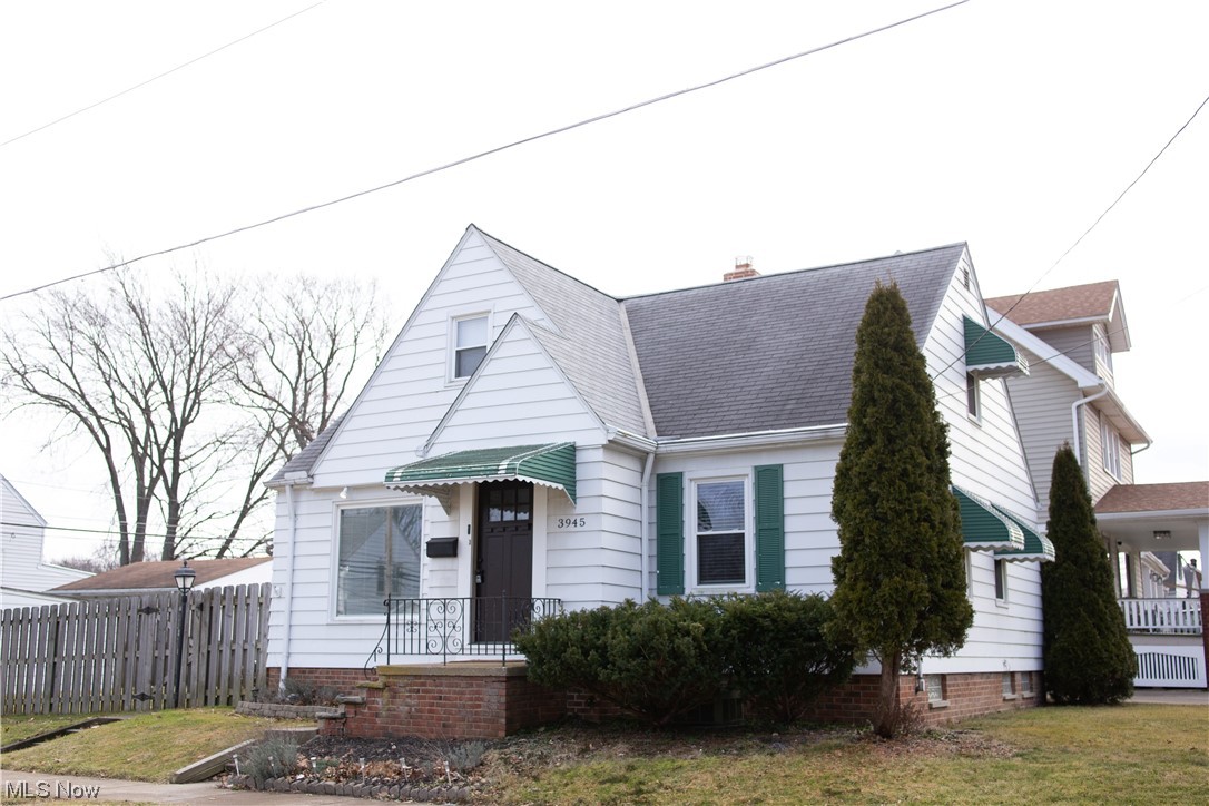 Lorain Woods - Residential