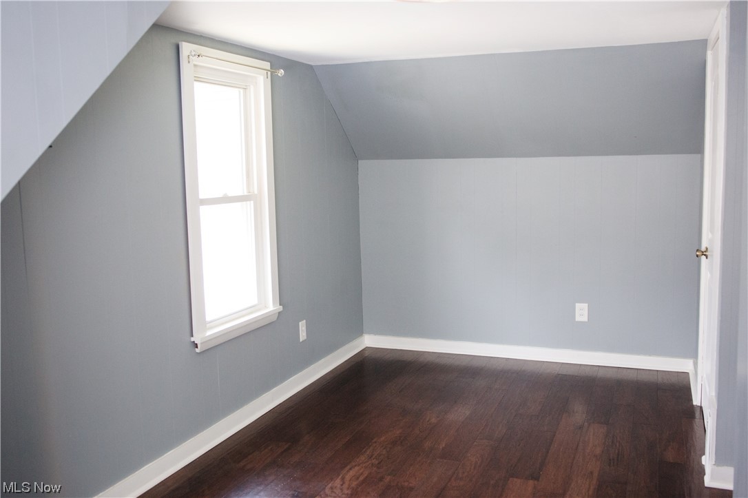 Lorain Woods - Residential