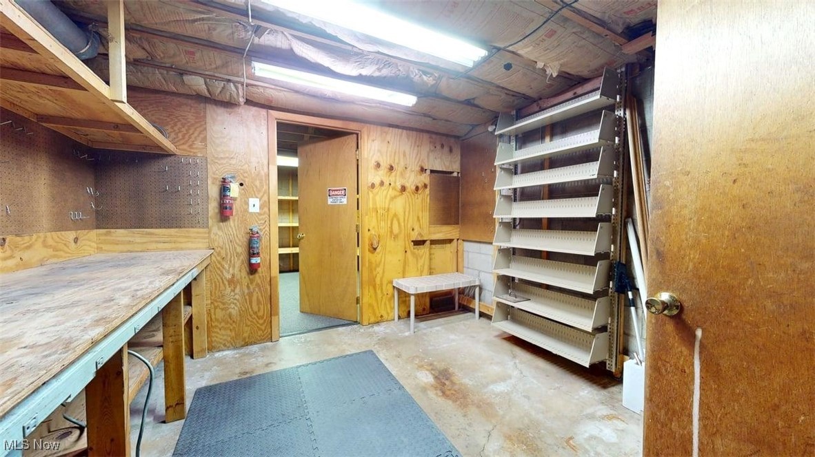 1355 Congress Road Rd, Belpre, Ohio image 28