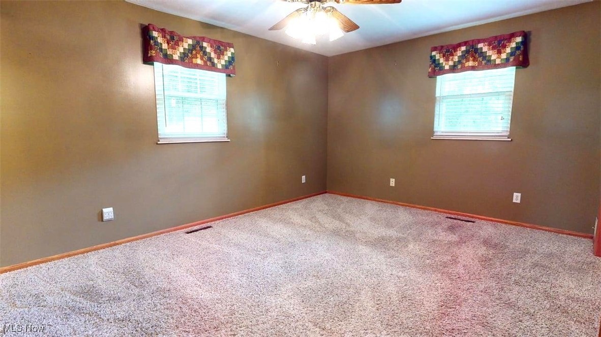 1355 Congress Road Rd, Belpre, Ohio image 17