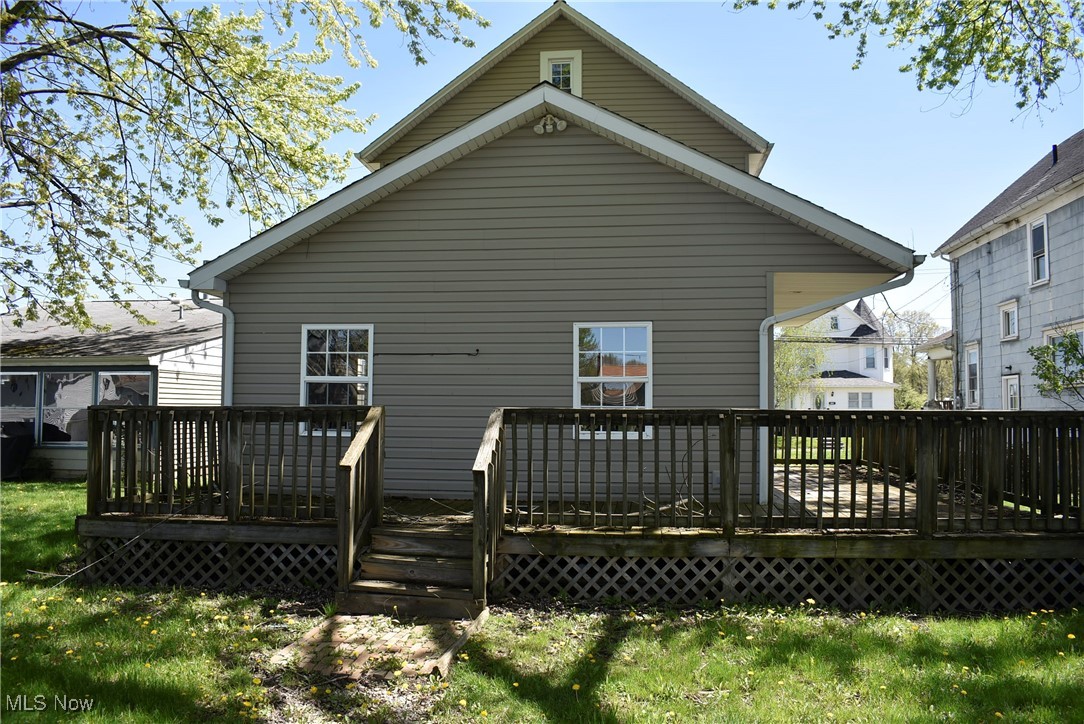 240 S 15th Street, Sebring, Ohio image 16