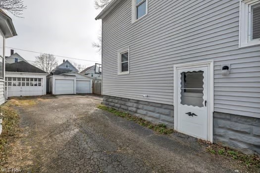 Hill Realty Cos 01 - Residential