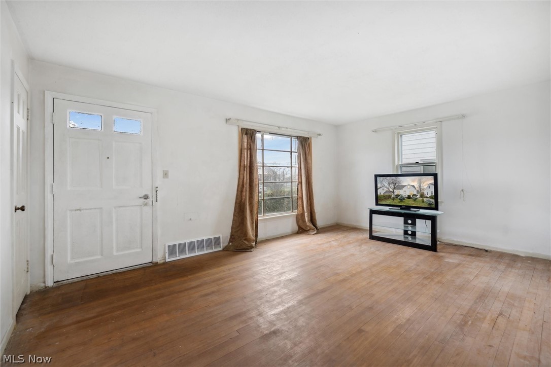 Noble Lawn - Residential