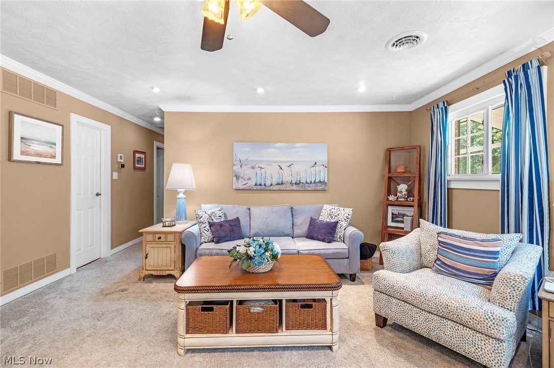 3521 Lawndale Drive
