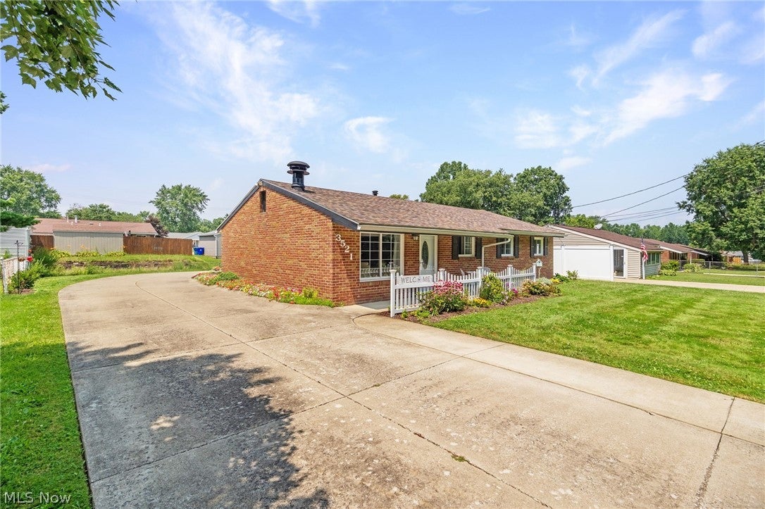 3521 Lawndale Drive