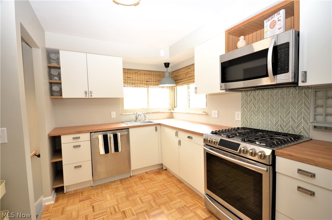 Fournier Realty Cos Fournier- - Residential