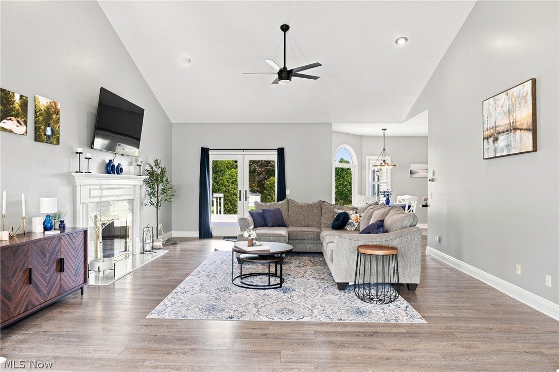 812 S Prospect Avenue
