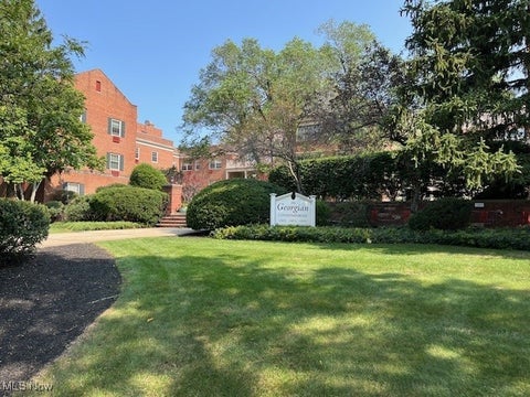 Photo for 15825 Van Aken 302W