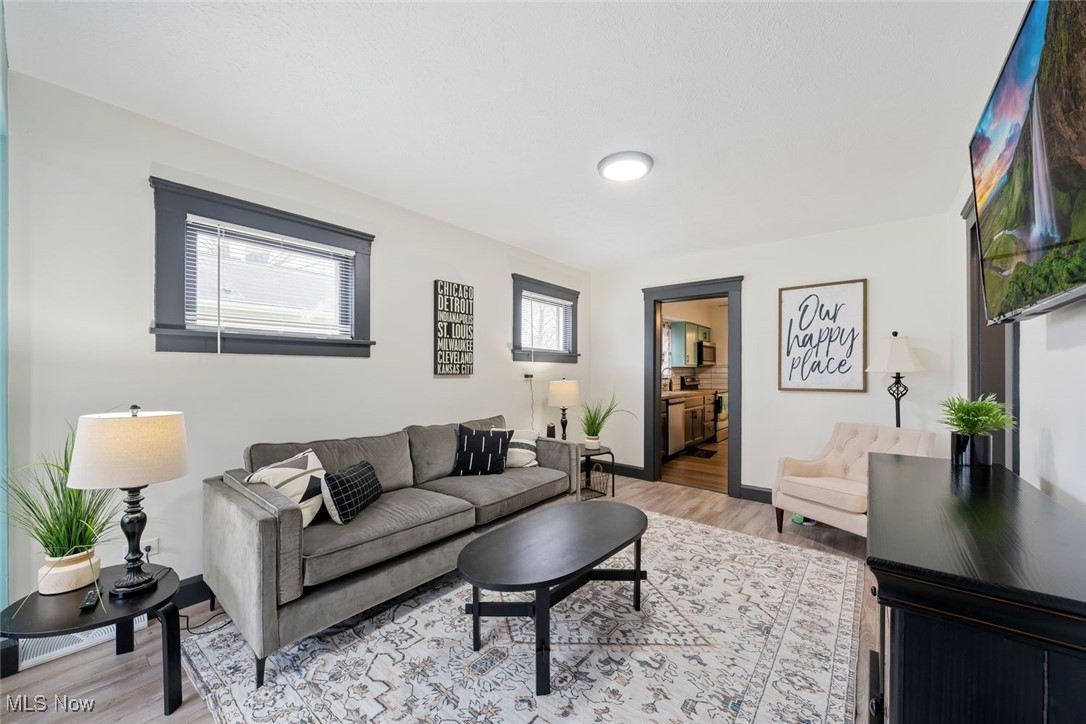 Weimals & Omalleys Resub - Residential Lease