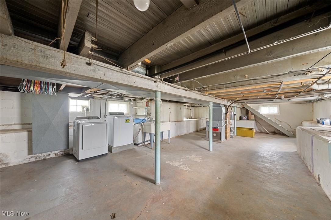 Weimals & Omalleys Resub - Residential Lease