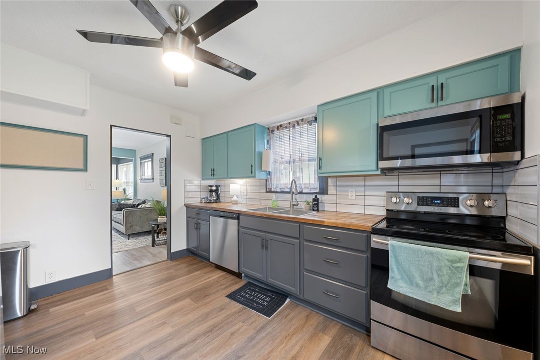 Weimals & Omalleys Resub - Residential Lease