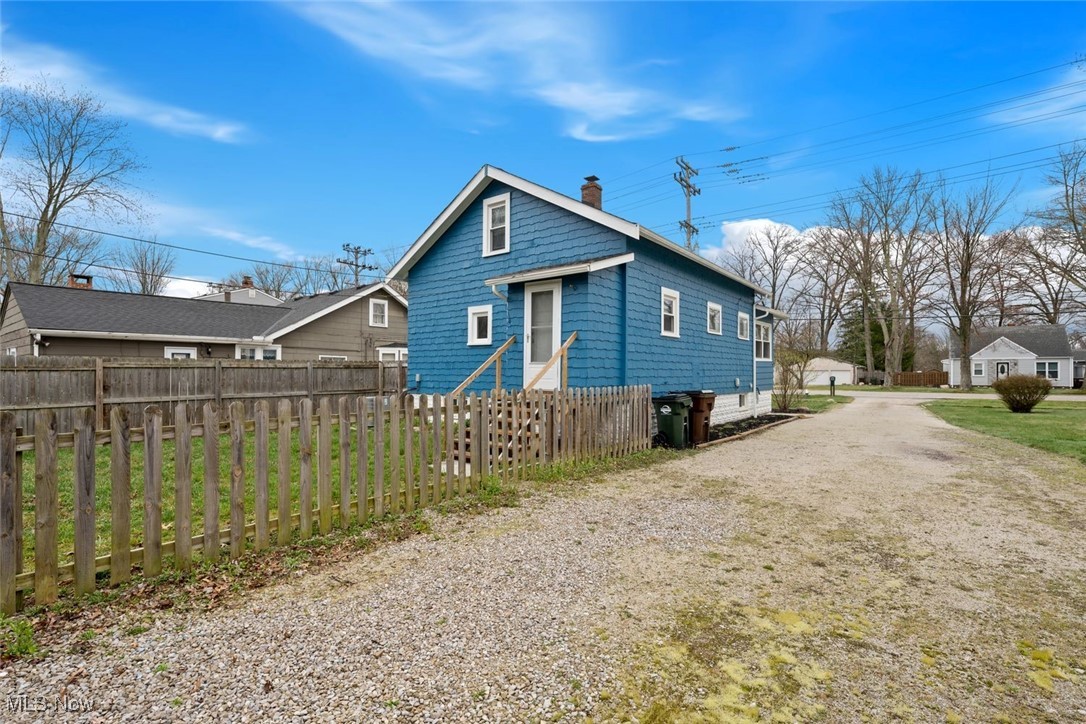 Weimals & Omalleys Resub - Residential Lease