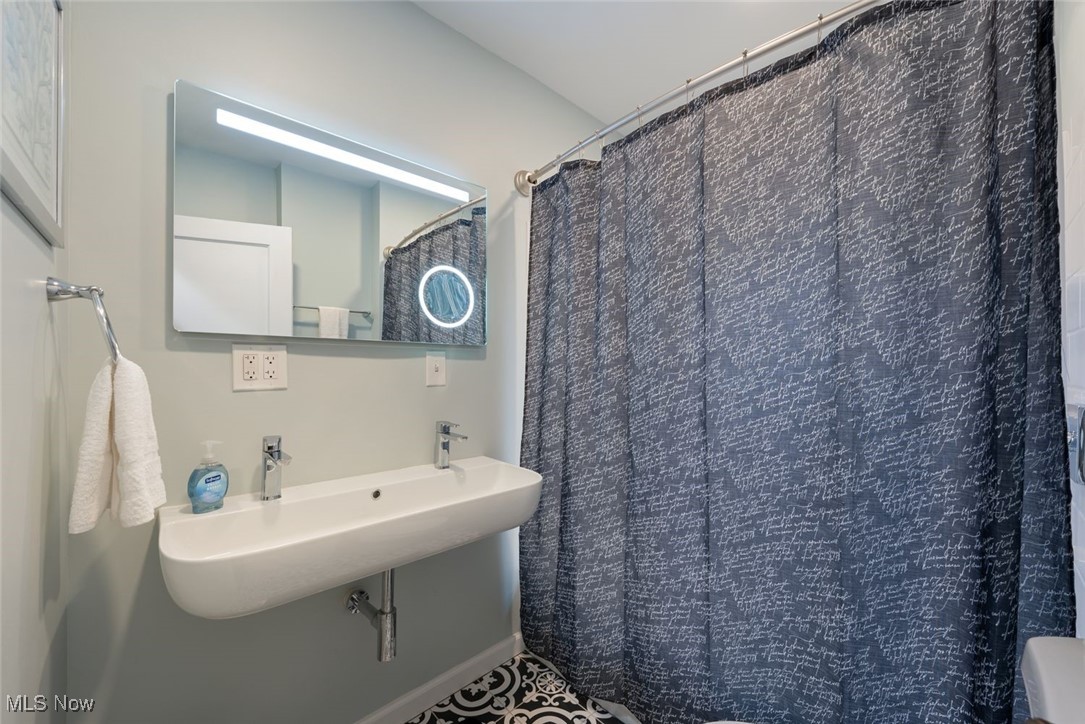 Weimals & Omalleys Resub - Residential Lease