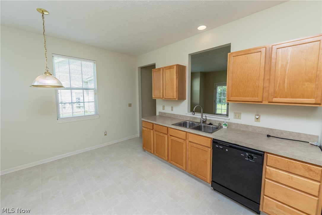 Commons/Falls Condo Ph 08 - Residential