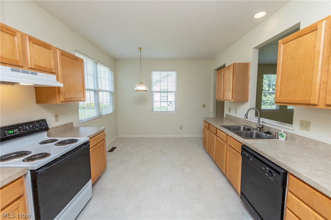 Commons/Falls Condo Ph 08 - Residential