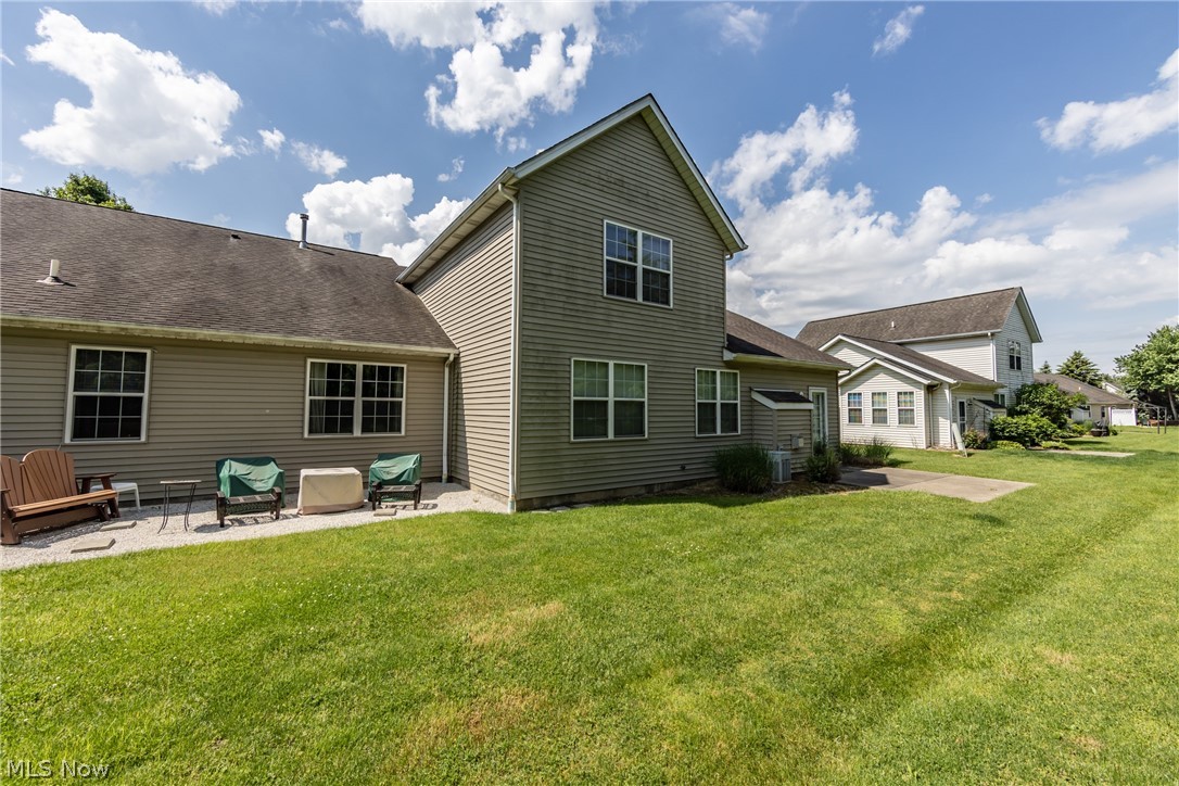 Commons/Falls Condo Ph 08 - Residential