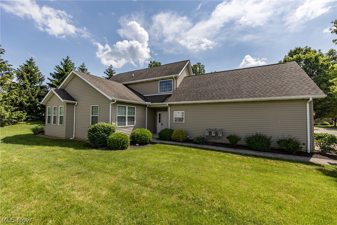 Commons/Falls Condo Ph 08 - Residential