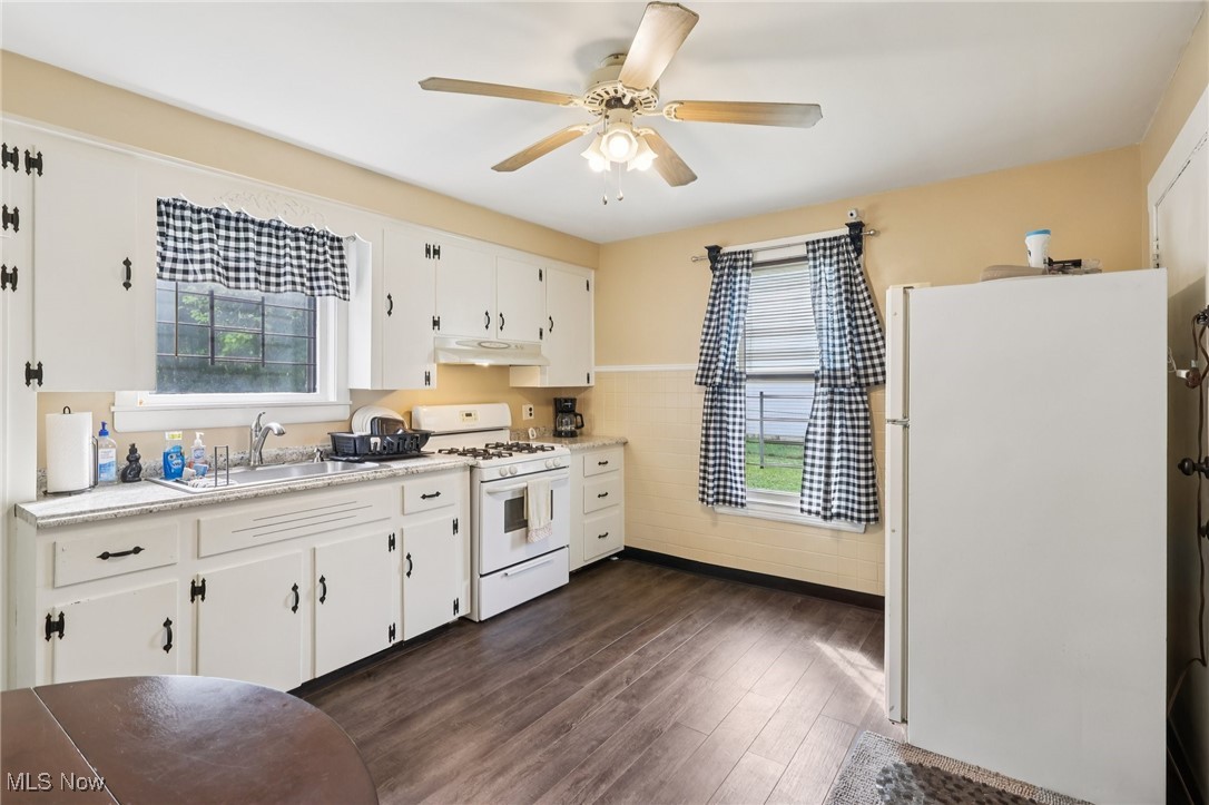 George M Montgomery Et Al - Residential