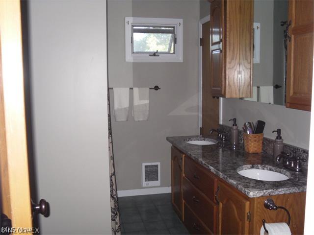 Charles Oak Point 02 - Residential