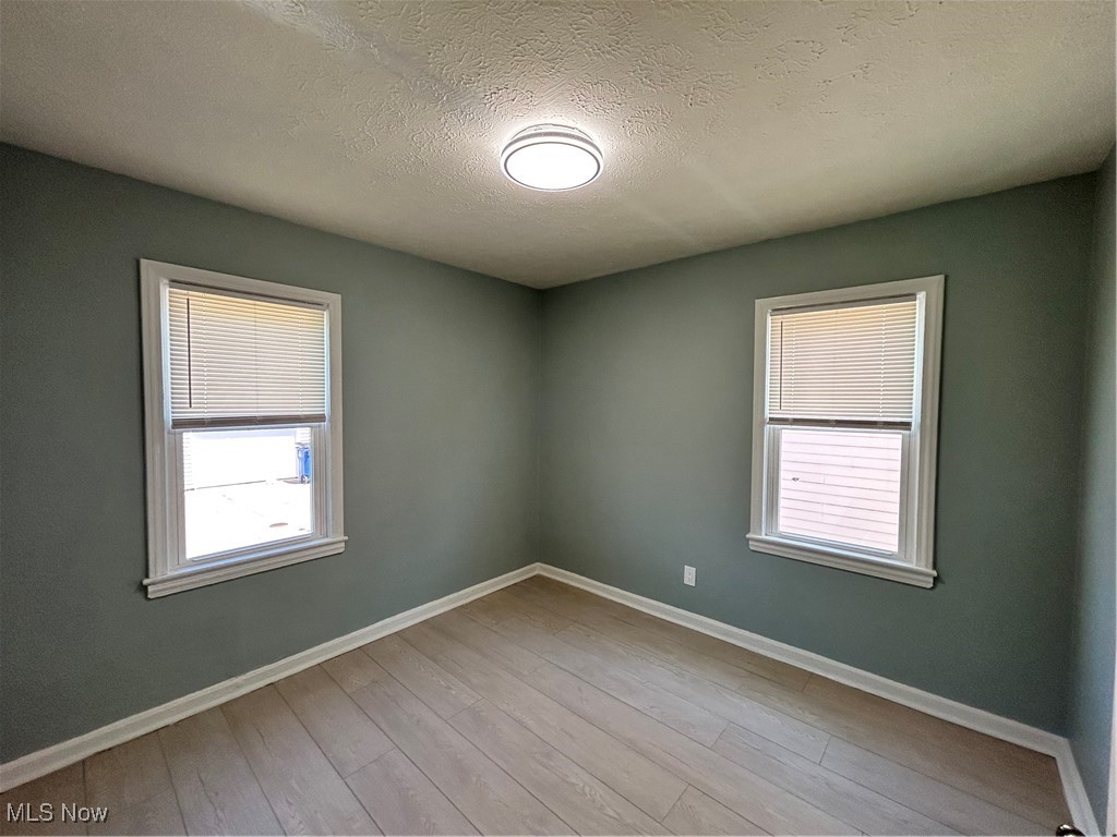 15911 Glendale Avenue, Cleveland, Ohio image 12