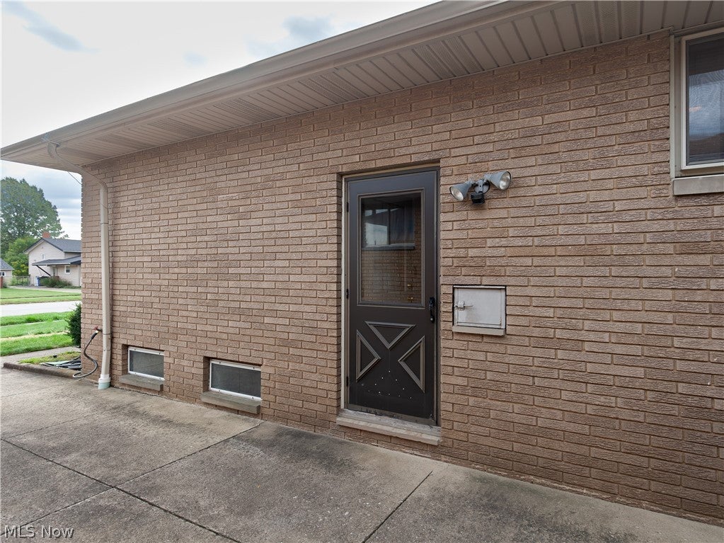 4526 W 154th Street
