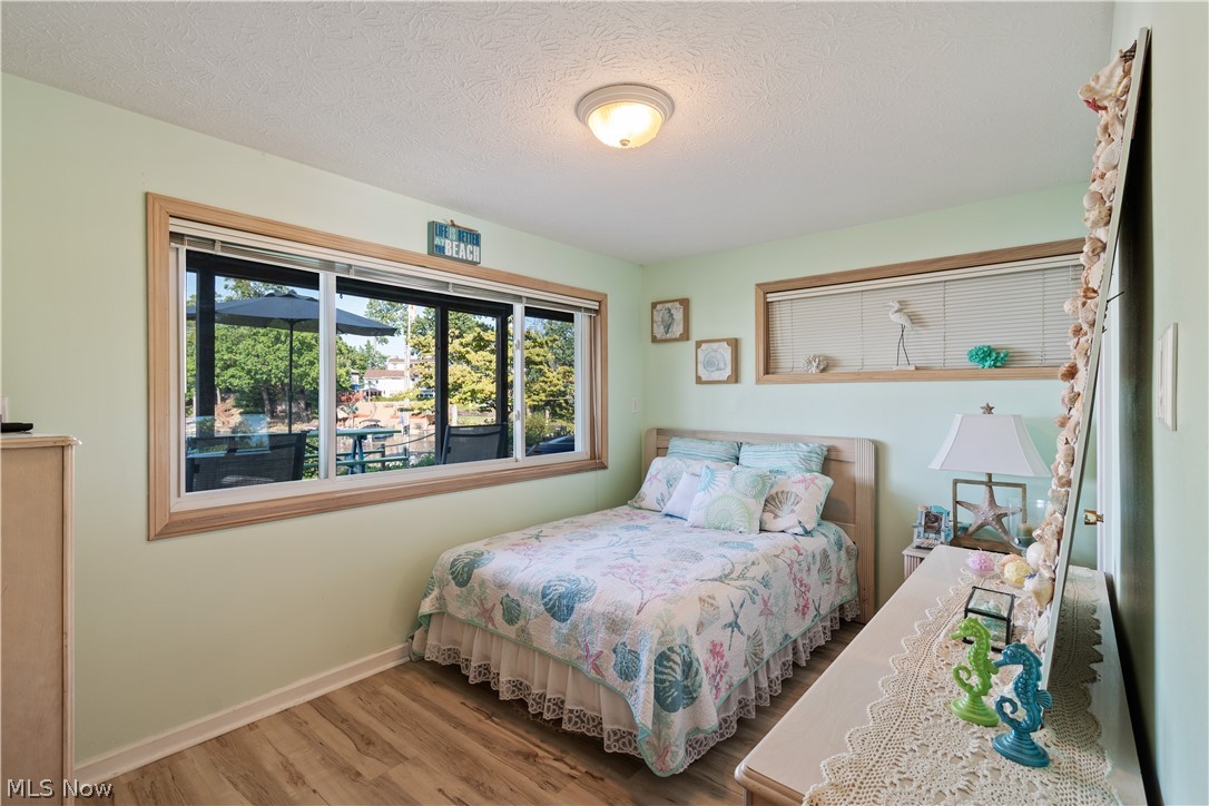 Oak Point - Residential