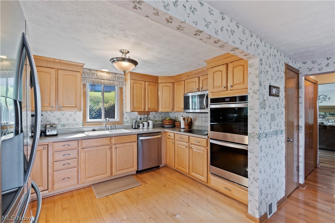 Oak Point - Residential