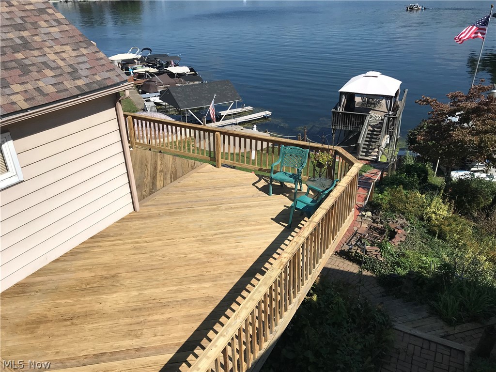 Oak Point - Residential