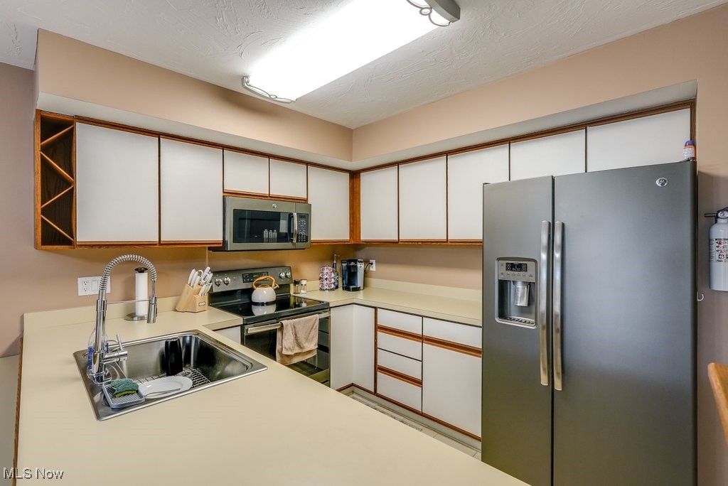 1430 Loop Road, Kent, Ohio image 14