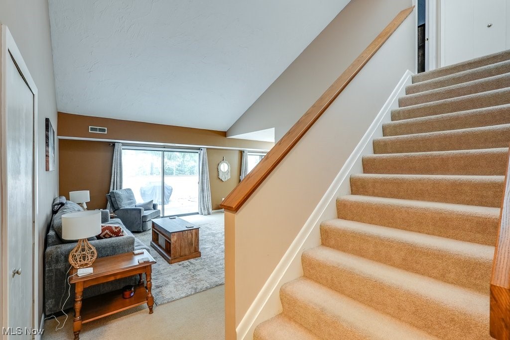 1430 Loop Road, Kent, Ohio image 19