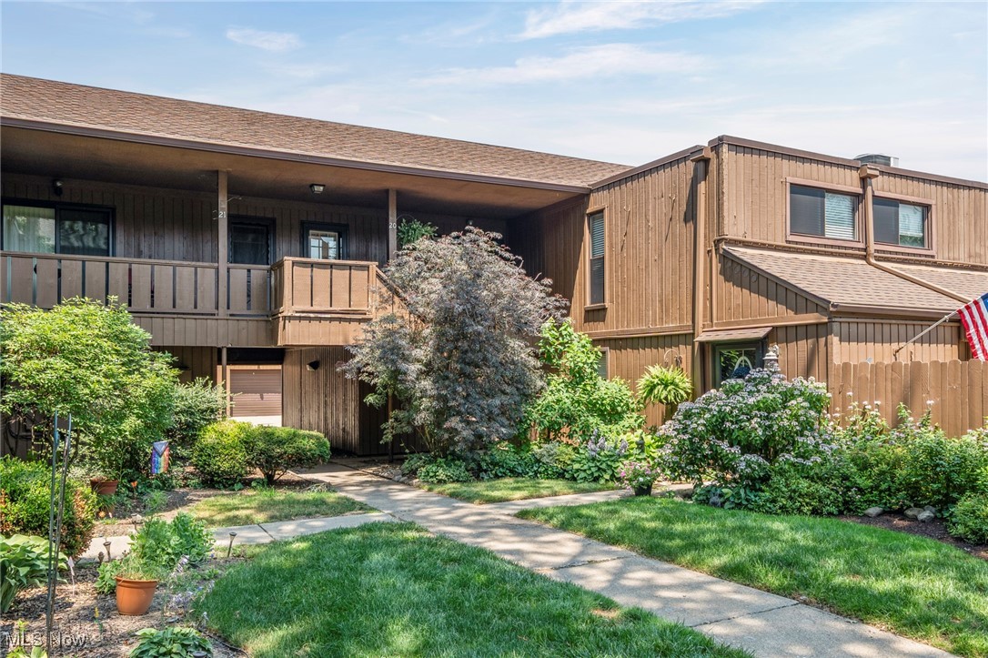 Smugglers Cove Condo 04 - Residential Lease