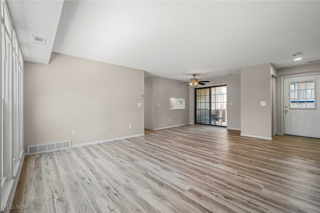 Smugglers Cove Condo 04 - Residential Lease