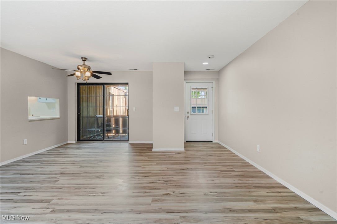 Smugglers Cove Condo 04 - Residential Lease