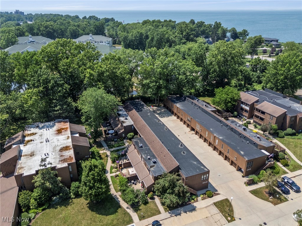 Smugglers Cove Condo 04 - Residential Lease