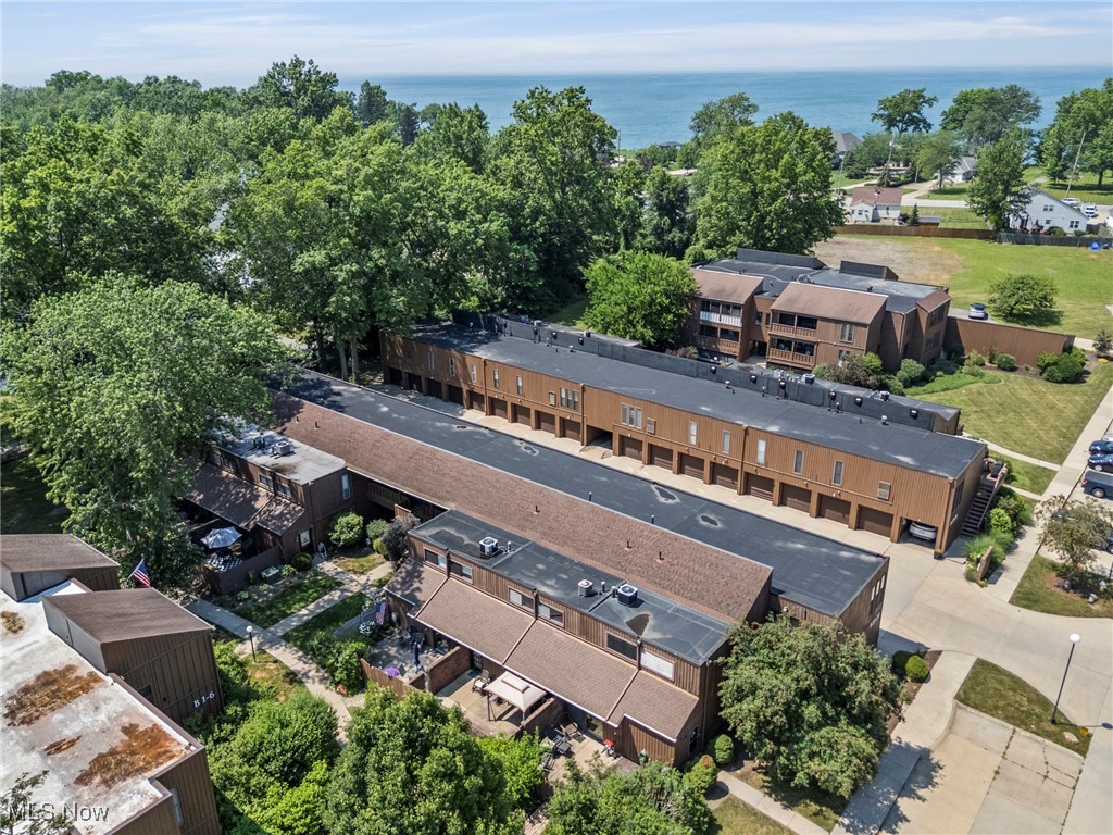 Smugglers Cove Condo 04 - Residential Lease